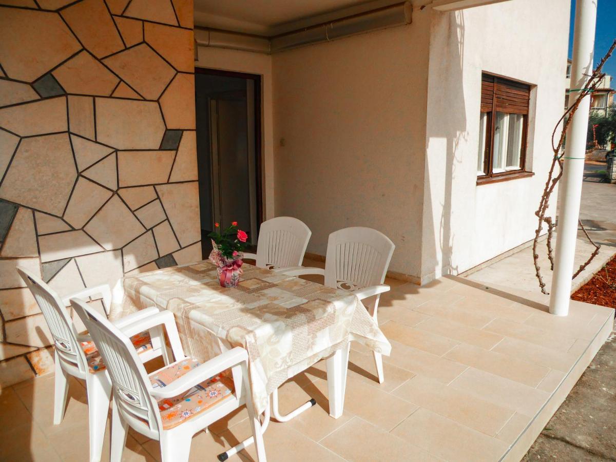 Apartman Valerija Umag Buitenkant foto